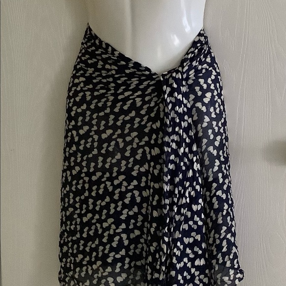 J Crew Sarong or Scarf New with tag navy blue hearts Fringe one size Ver… - Picture 5 of 15